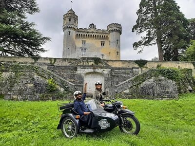 Balade en Side-Car Vintage dans le Médoc - Margaux