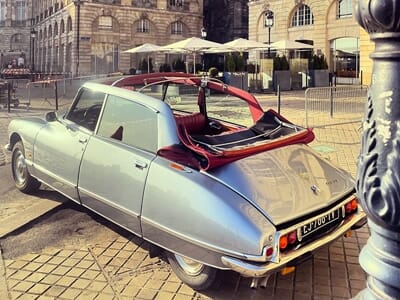 Balade en Limousine Citroën DS Cabriolet à Bordeaux