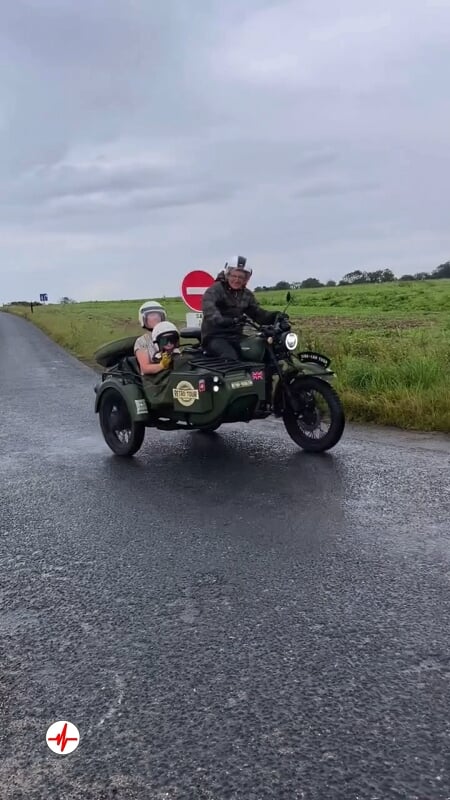 Balade en Side-Car Vintage à Deauville