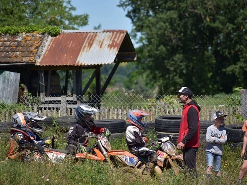 Cours de moto-cross pour enfant