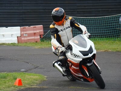 Stage de Moto sur le Circuit de Carcassonne