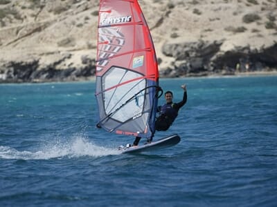 Cours de Wingfoil et Windsurf à Leucate
