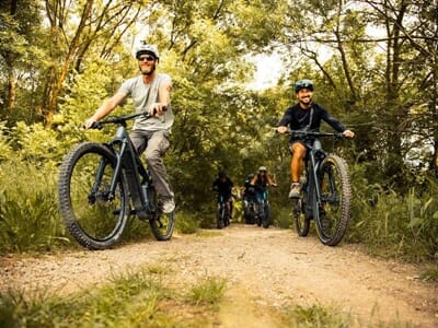 Randonnée en VTT Électrique près de Brignoles