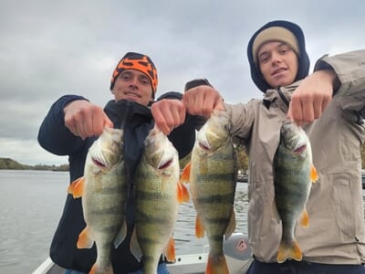 Stage de Pêche à Poissy - Sur la Seine en bateau