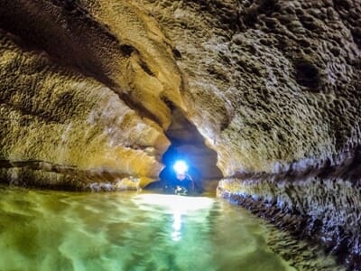 Plongée Souterraine à la Source de la Sorgue près de Millau
