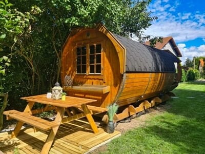 Nuit Insolite en Gîte Tonneau près de Sarrebourg