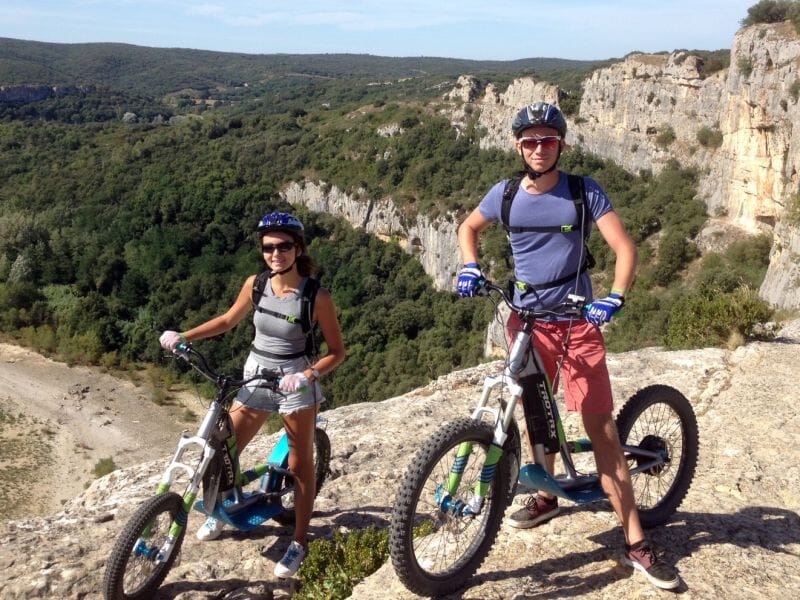 Randonnée en E-Scoot près de Nîmes à Bourdic