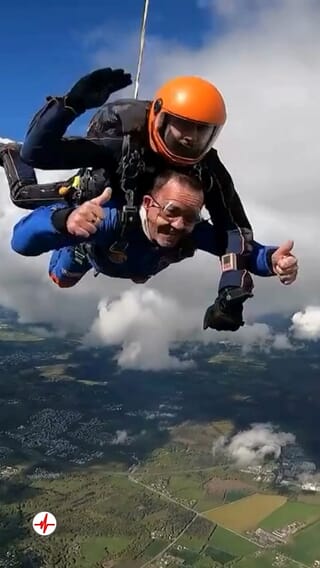 Saut en Parachute en Tandem près de Rennes